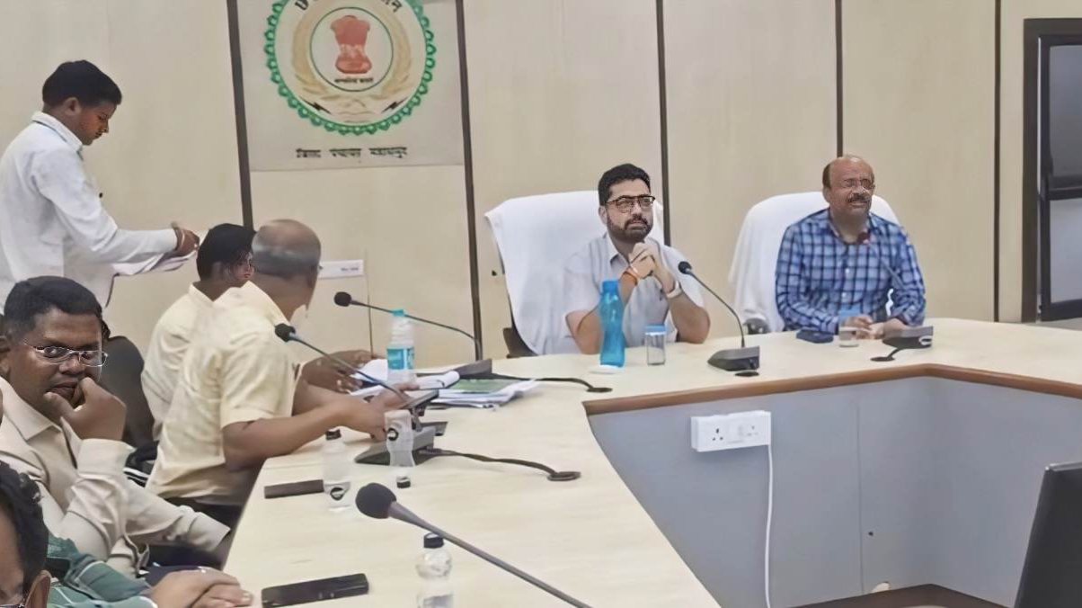 महासमुंद : युक्तियुक्तकरण से खुला राज, जिले में 700 शिक्षक अतिशेष, सुविधा अनुसार मन पसंद स्कूल में कर रहे ड्यूटी