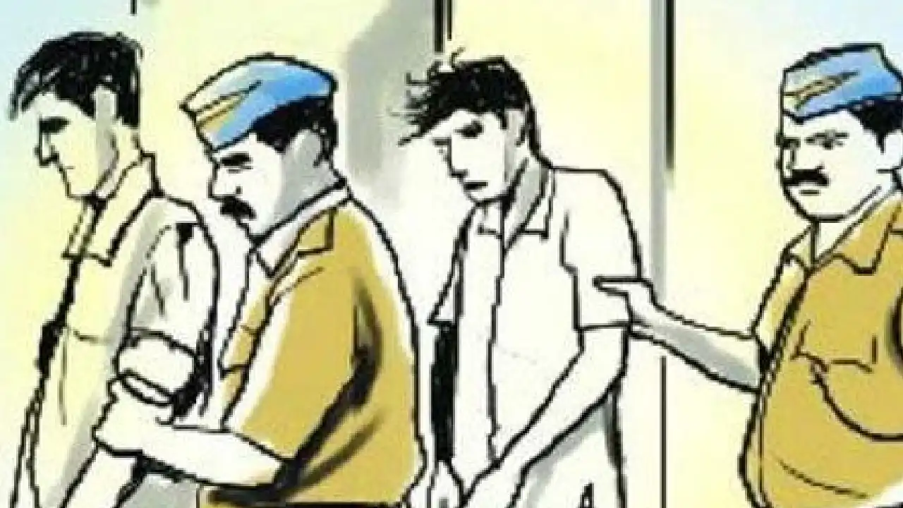 सरायपाली पुलिस की अवैध शराब पर बड़ी कार्रवाई, तीन आरोपी गिरफ... - CG Sandesh