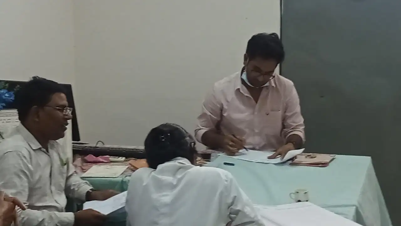 मानसिक स्वास्थ्य शिविर पिथौरा में आयोजित किया गया  - CG Sandesh
