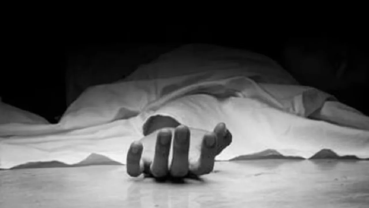 CG : खेत में मिली 16 वर्षीय लड़की की लाश, चाकू और पत्थर से क... - CG Sandesh