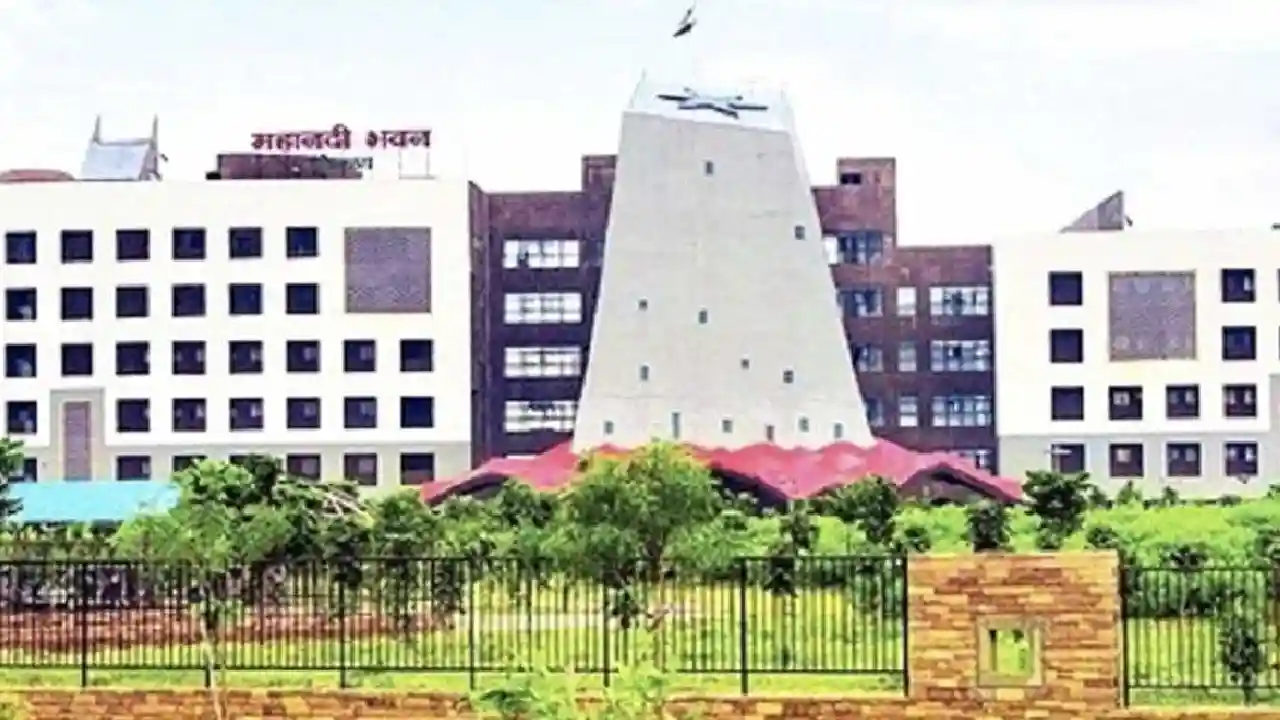 CG: बर्खास्त B.ed सहायक शिक्षकों के पद पर समायोजन का आदेश जा... - CG Sandesh