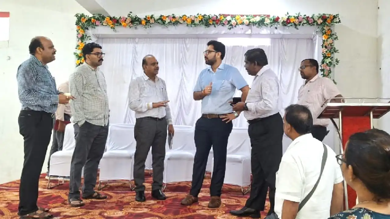 महासमुंद : अंतर्राष्ट्रीय योग दिवस की तैयारी का कलेक्टर एवं ... - CG Sandesh
