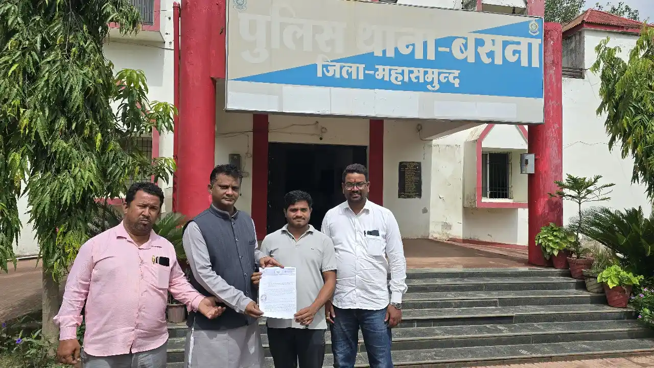बसना : यात्री बसों पर अधिक किराया वसूली और दुर्व्यवहार की शि... - CG Sandesh