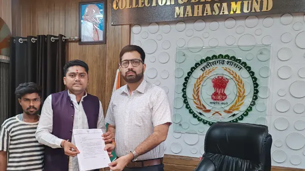 महासमुंद : खनिज परिवहन से जर्जर हुआ अछोली-भोरिंग मार्ग, भाजप... - CG Sandesh