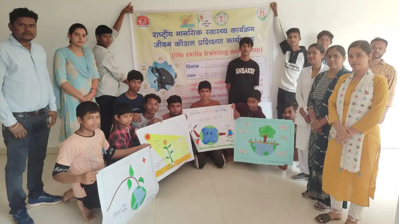 महासमुंद : बाल संप्रेषण गृह बरोंडा बाजार में मानसिक स्वास्थ्... - CG Sandesh