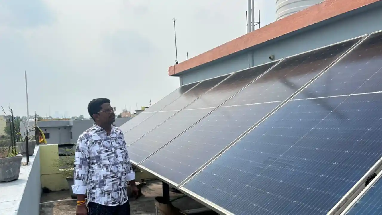 प्रधानमंत्री सूर्य घर योजना बनी रजनीकांत के लिए वरदान - CG Sandesh
