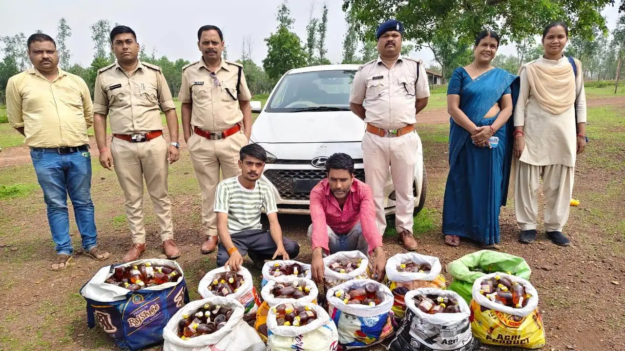 CG : 135 बल्क लीटर अवैध देशी मदिरा एवं चार पहिया वाहन जब्त - CG Sandesh