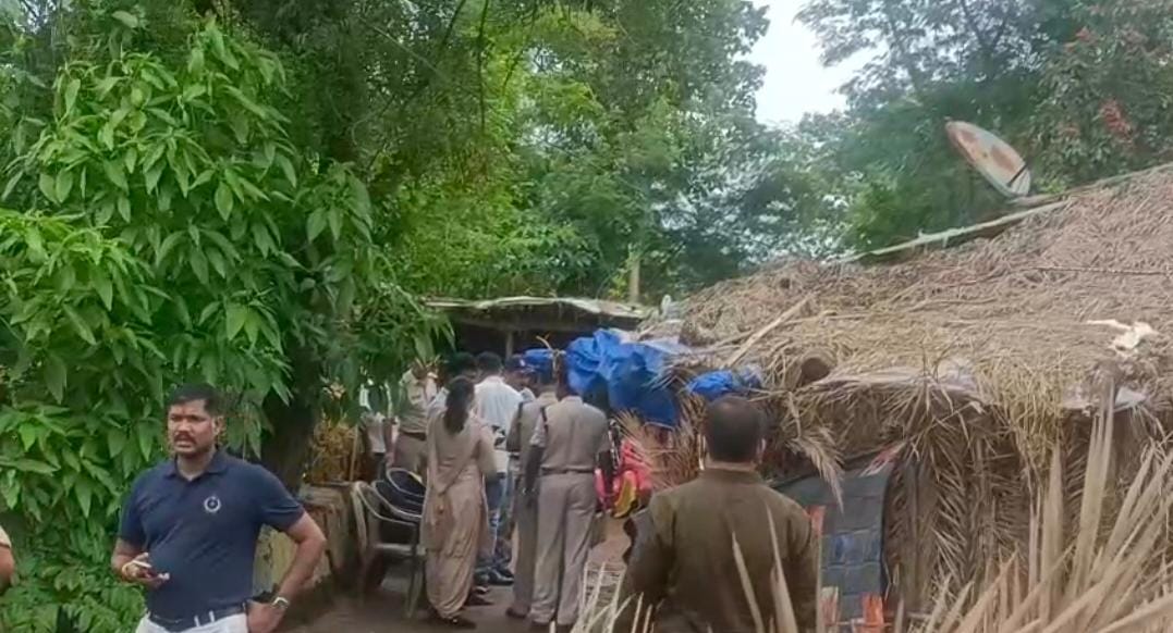 CG : पति - पत्नी की गला रेत कर हत्या, डबल मर्डर से इलाके में... - CG Sandesh