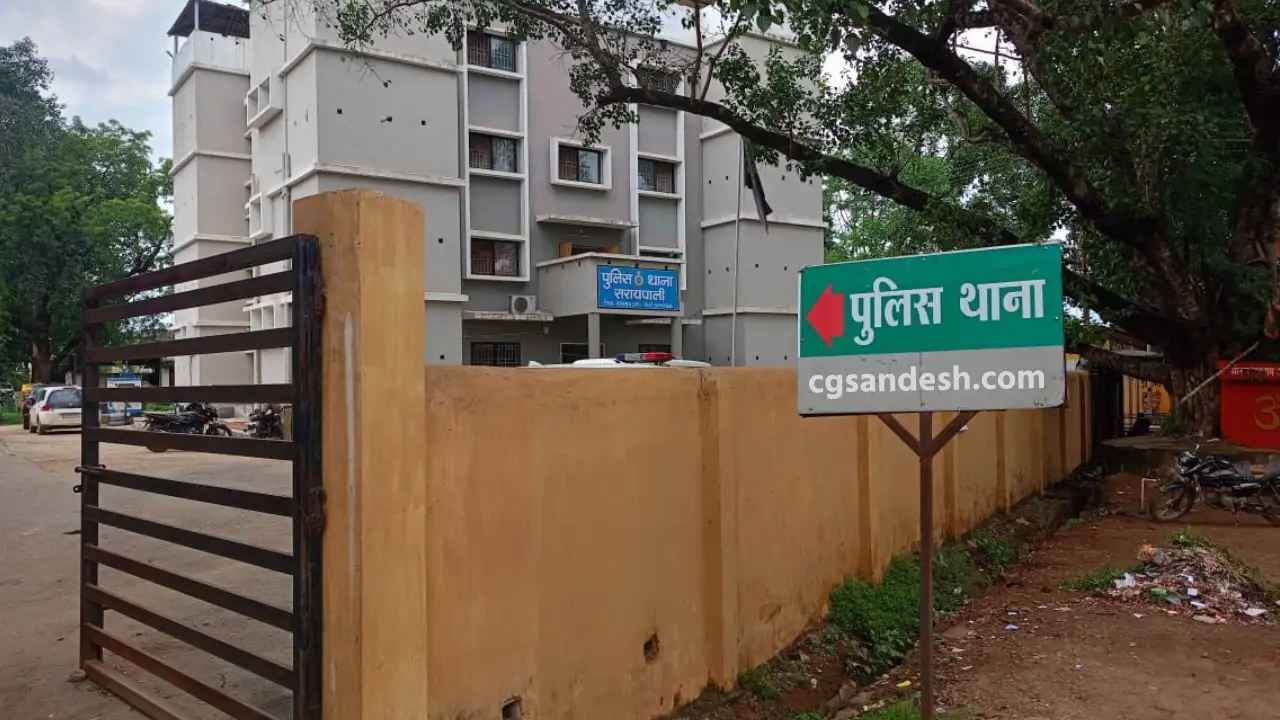 सरायपाली : NH 53 रोड़ में खड़ी ट्रक से हो रही डीजल की चोरी - CG Sandesh