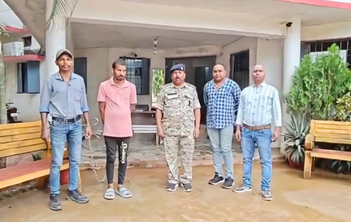CG : अंधविश्वास में पोते ने गला रेतकर कर दी दादा की हत्या, ज... - CG Sandesh