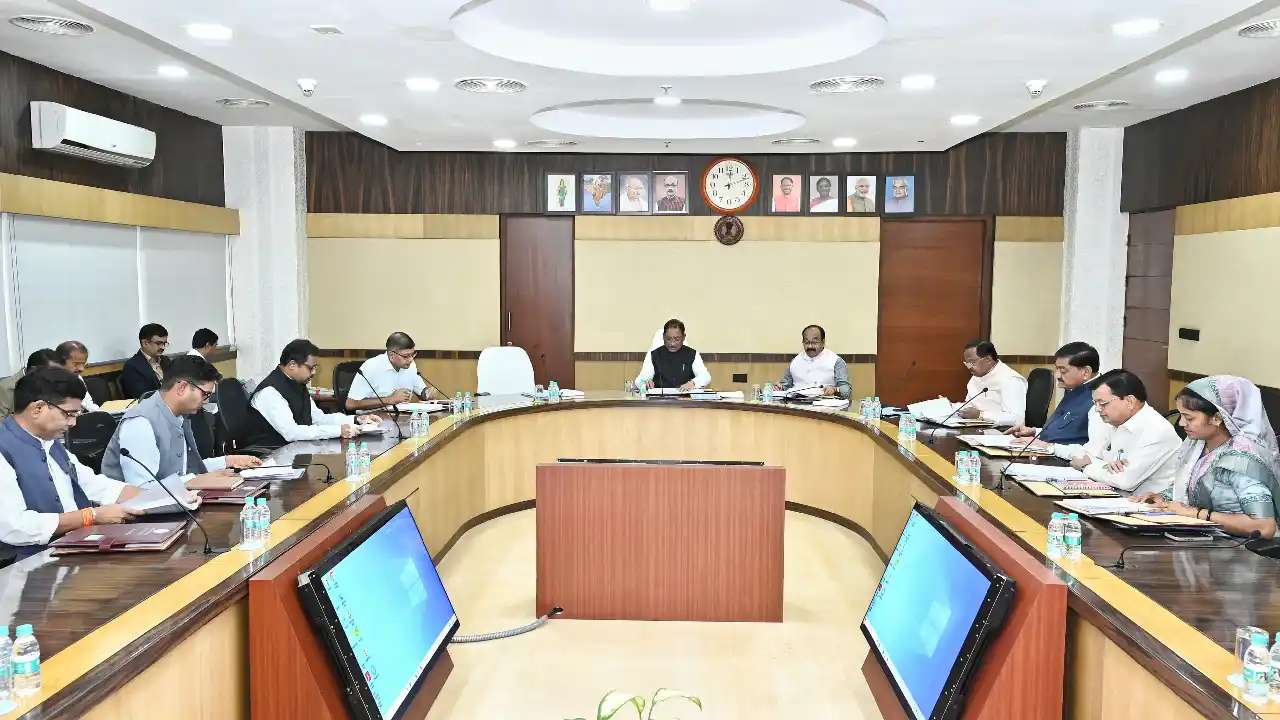 CG ब्रेकिंग : कैबिनेट की बैठक में लिए गए अनेक महत्वपूर्ण निर... - CG Sandesh