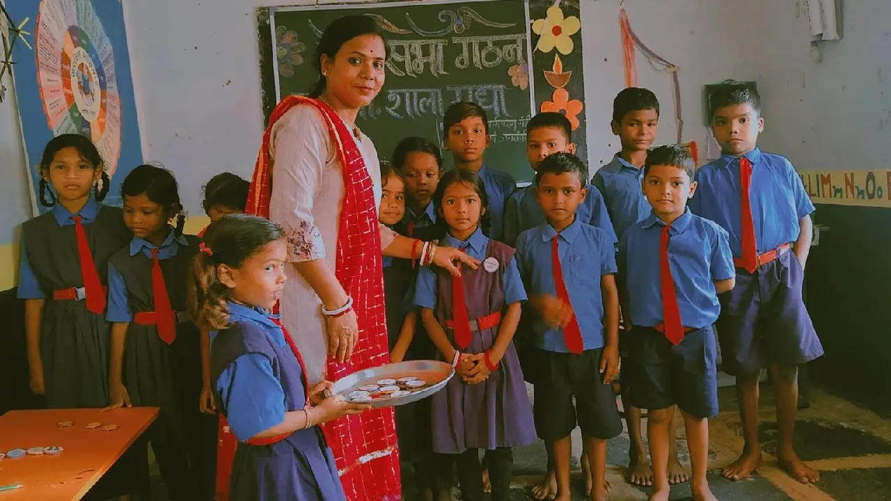 सरायपाली : शासकीय प्राथमिक शाला मुंधा में बाल संसद का गठन कि... - CG Sandesh