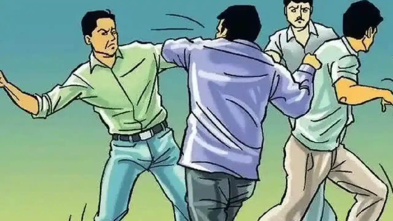 पिथौरा : टिकट कराकर नहीं गया बैंगलोर, की मारपीट - CG Sandesh