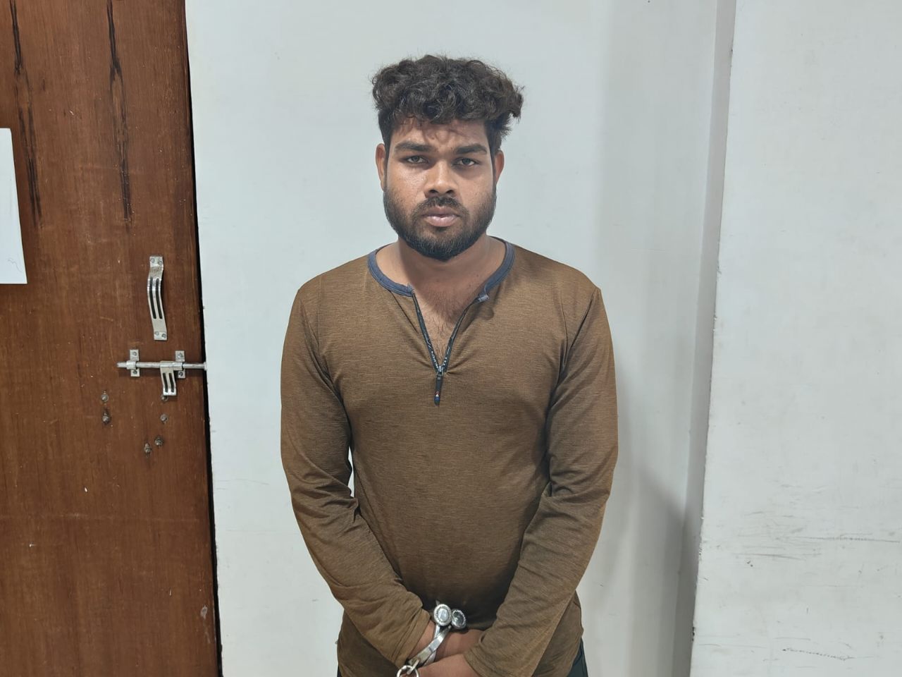 CG : डबल मर्डर का खुलासा, झोलाछाप डॉक्टर ने की थी पति पत्नी ... - CG Sandesh