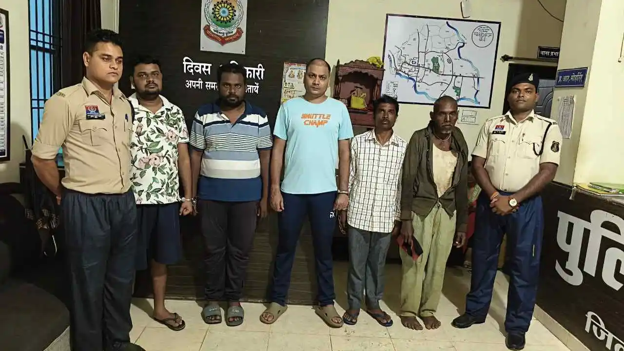 CG : पैतृक ज़मीन पर फर्जी खेल, मरे हुए पिता की जगह खड़ा किया... - CG Sandesh