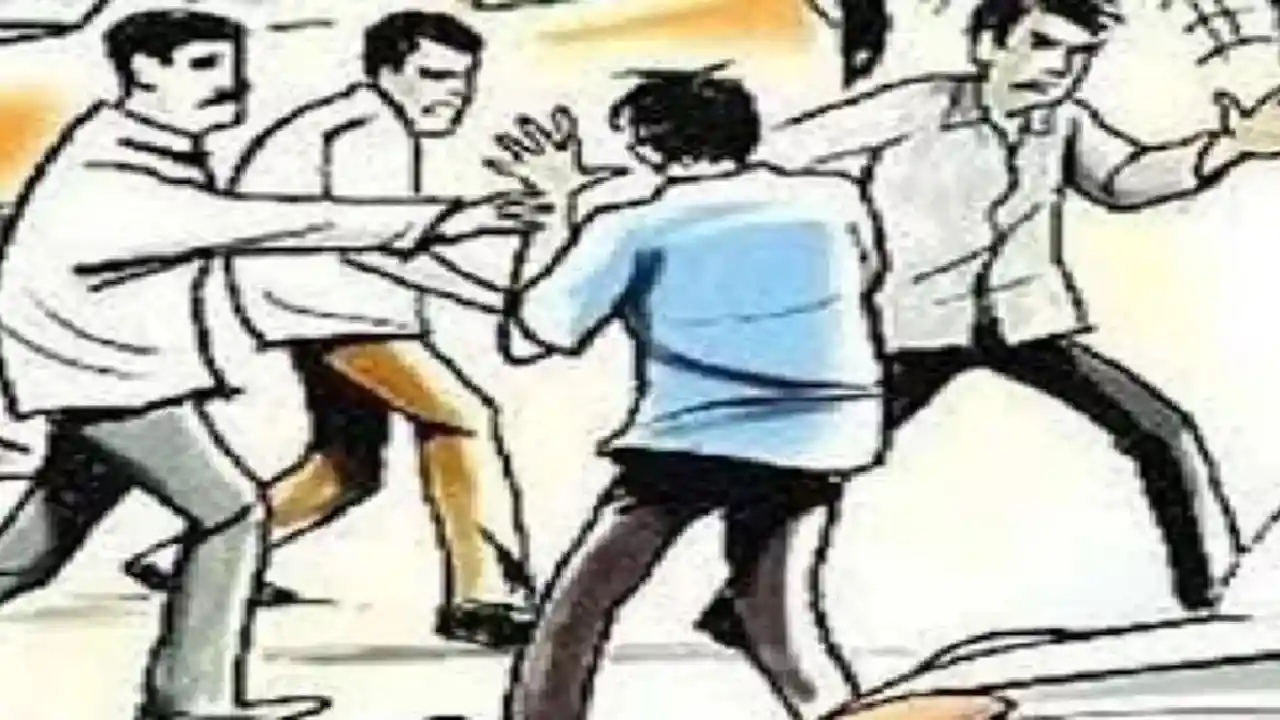 तेन्दूकोना : साप्ताहिक बाजार का ठेका लेकर वसुली करने वाले से... - CG Sandesh