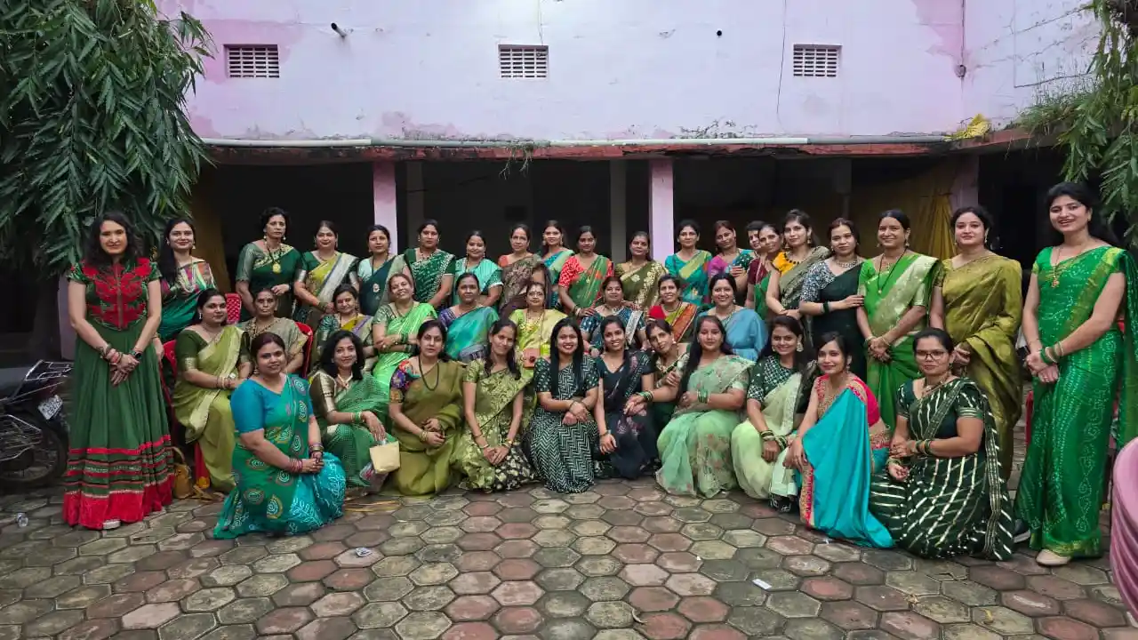 महिला मंच अघरिया समाज सेवा समिति रायपुर द्वारा सावन उत्सव का भव्य आयोजन