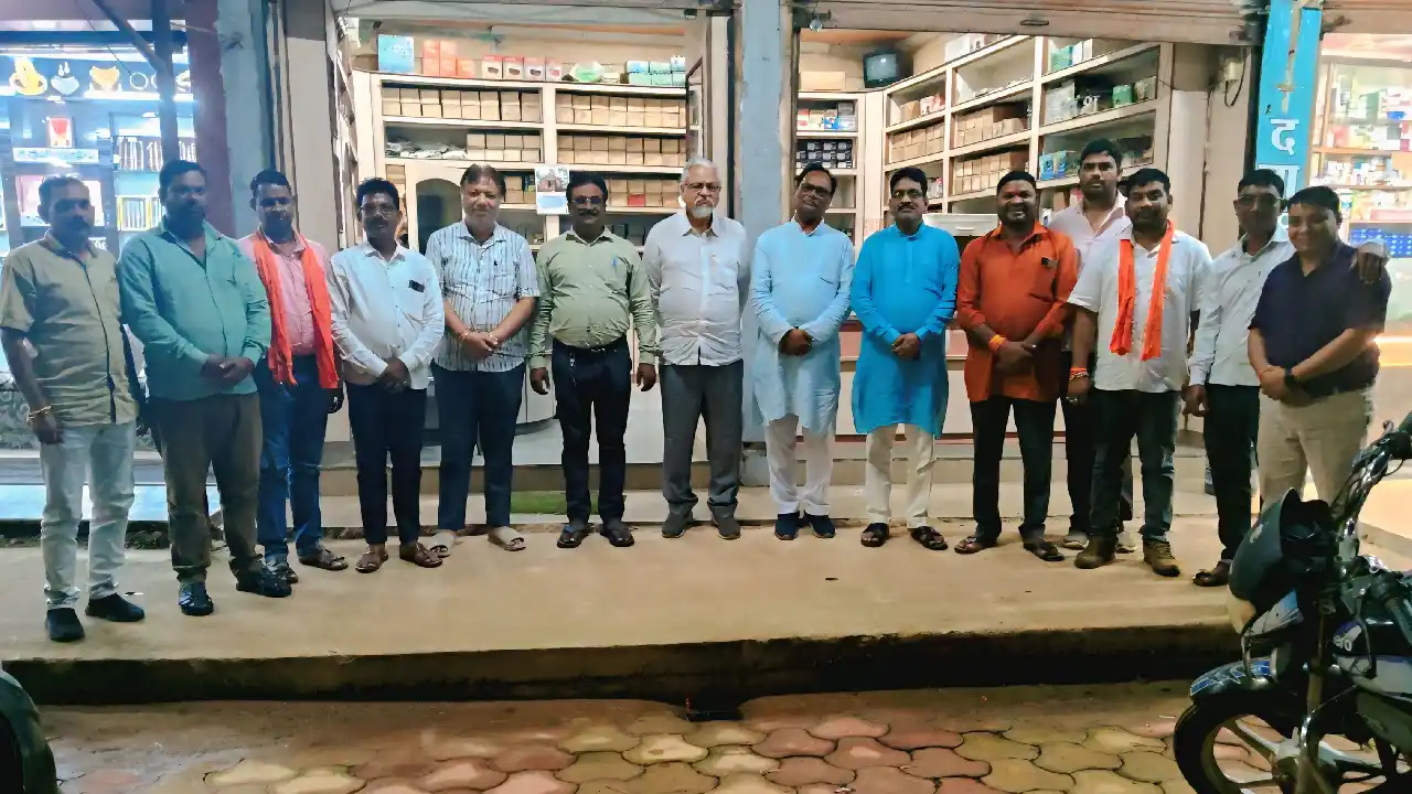 पिछड़ा वर्ग मोर्चा के सरायपाली सम्मेलन की सफलता को लेकर बसना... - CG Sandesh
