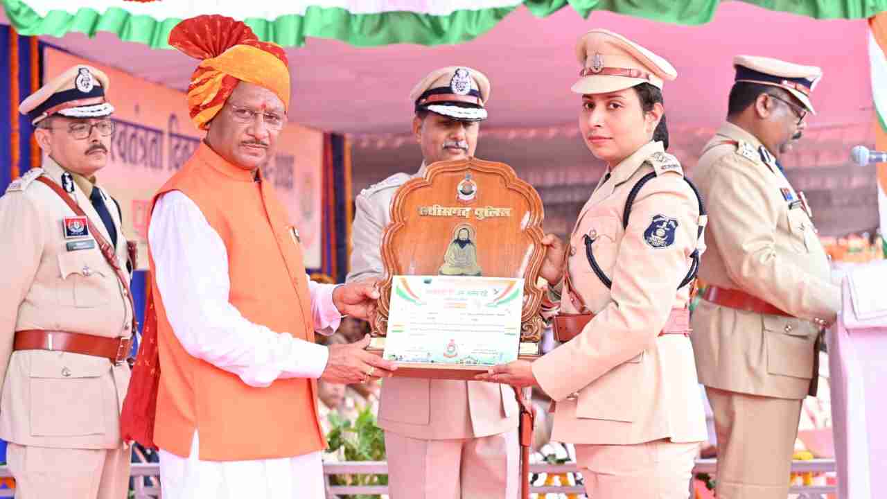 CG : मुख्यमंत्री ने 35 पुलिस अधिकारियों एवं जवानों को पुलिस ... - CG Sandesh