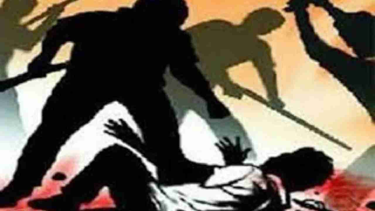 महासमुंद : स्टील के रॉड और डंडे से बुरी तरह पीटा, खून से लथप... - CG Sandesh