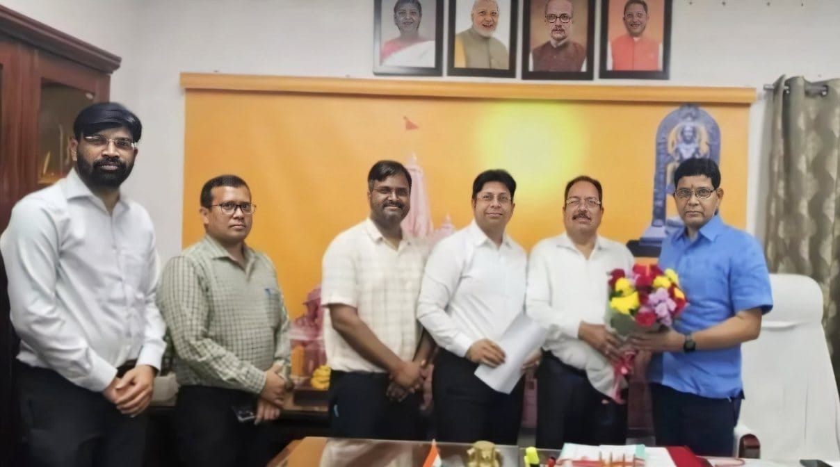 CG ब्रेकिंग : तहसीलदारों की अनिश्चितकालीन हड़ताल खत्म, मंत्री... - CG Sandesh