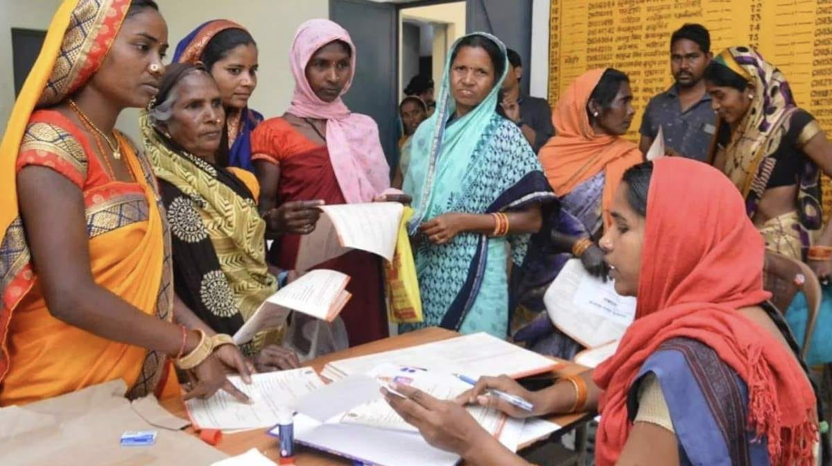 छत्तीसगढ़ की महिलाओं के लिए खुशखबरी, फिर से भरे जाएंगे महतारी... - CG Sandesh