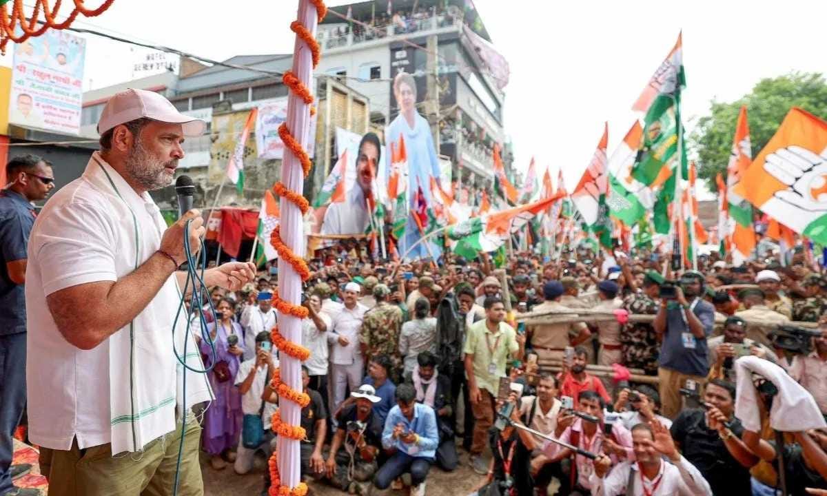  राहुल गांधी के मंच से पीएम मोदी और उनकी मां को गाली, BJP हु... - CG Sandesh