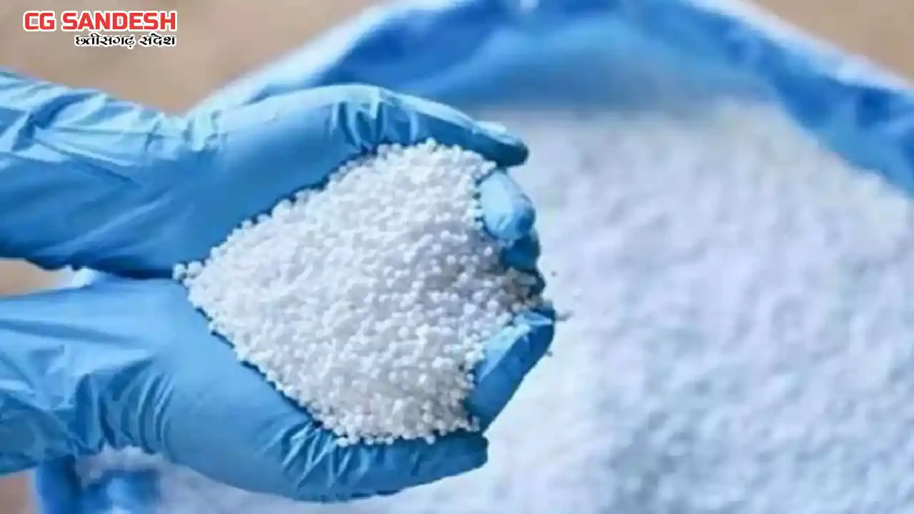 महासमुंद : जिले की समितियों में 15 हजार 152 टन खाद विक्रय हेतु शेष