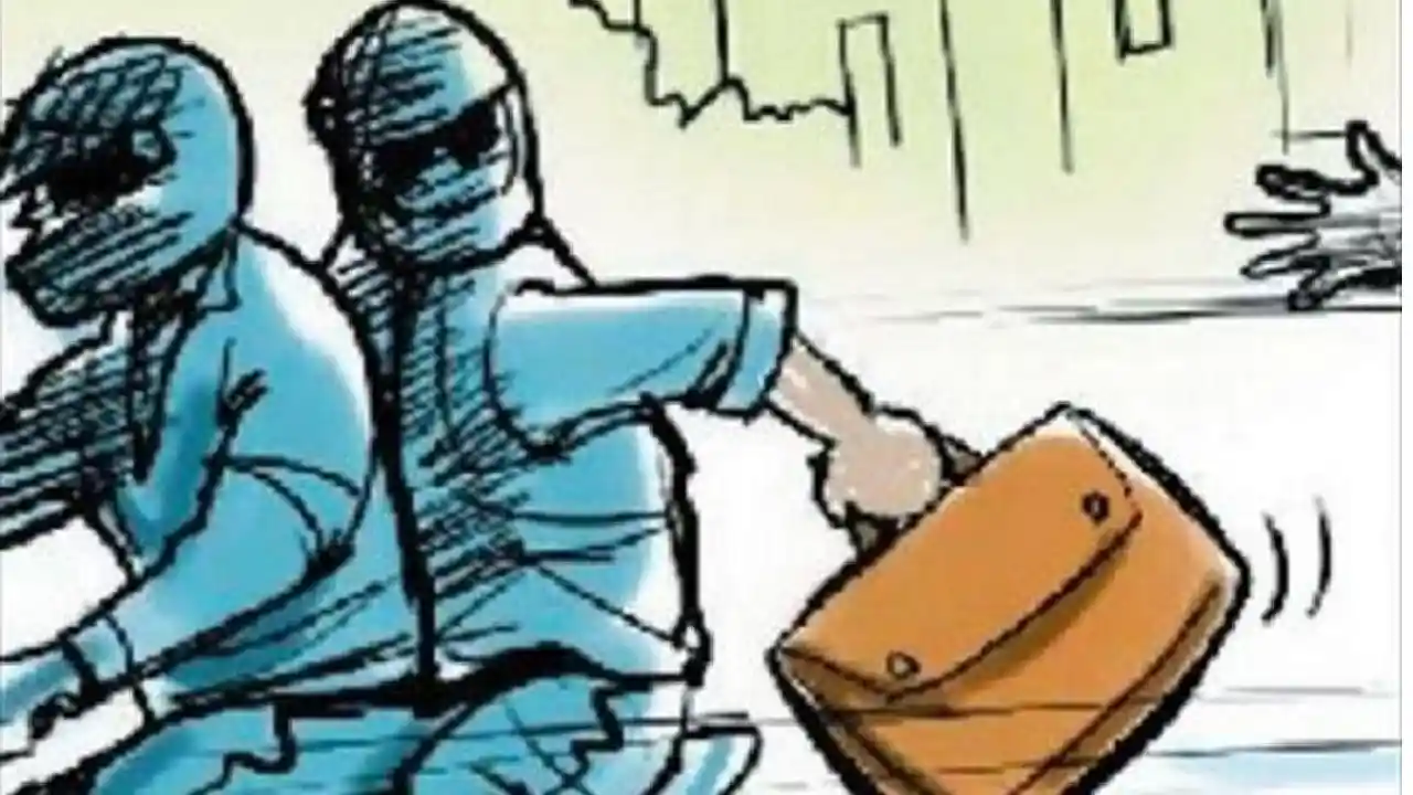 CG : दिनदहाड़े कारोबारी से 15 लाख रुपए की उठाईगिरी, रास्ता प... - CG Sandesh