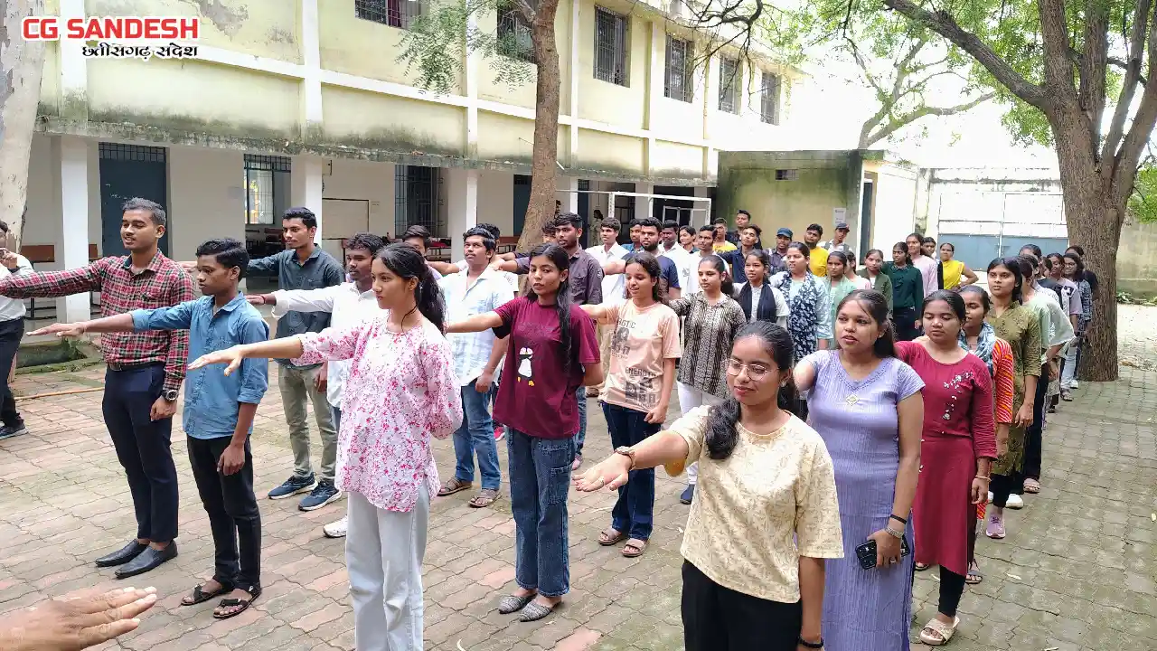 महासमुंद : नशा मुक्त भारत अभियान के तहत महाविद्यालय में शपथ ... - CG Sandesh