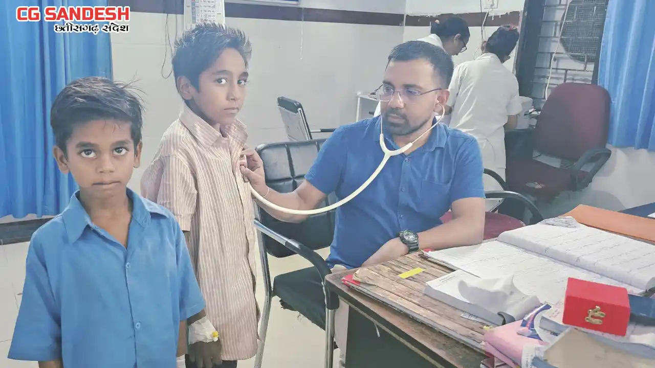 शिशु रोग विशेषज्ञ की तत्परता से बची मासूम जानें, गंभीर मलेरि... - CG Sandesh