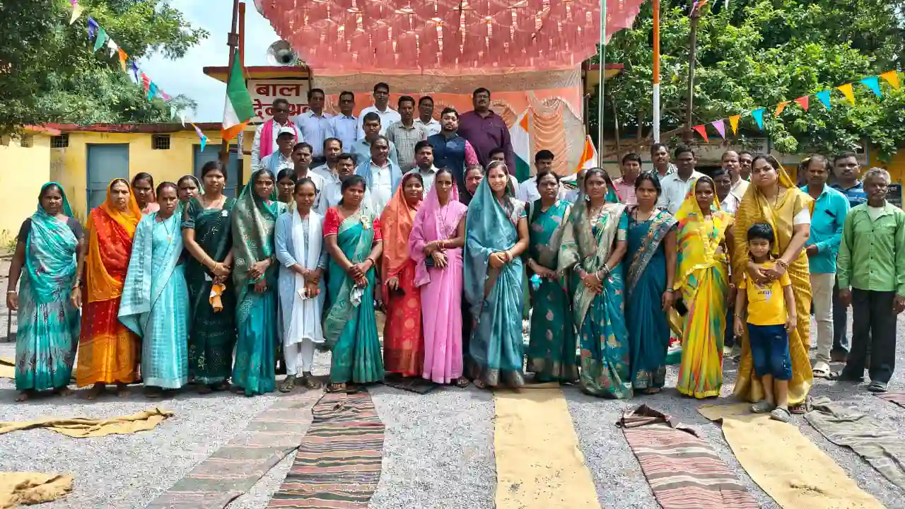 शासकीय प्राथमिक व पूर्व माध्यमिक शाला सोनपुर में स्वतंत्रता दिवस का कार्यक्रम धूमधाम के साथ मनाया गया