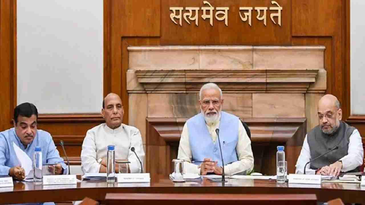 किसानों और रेलवे से जुड़े 6 बड़े फैसलों पर मोदी कैबिनेट ने ल... - CG Sandesh