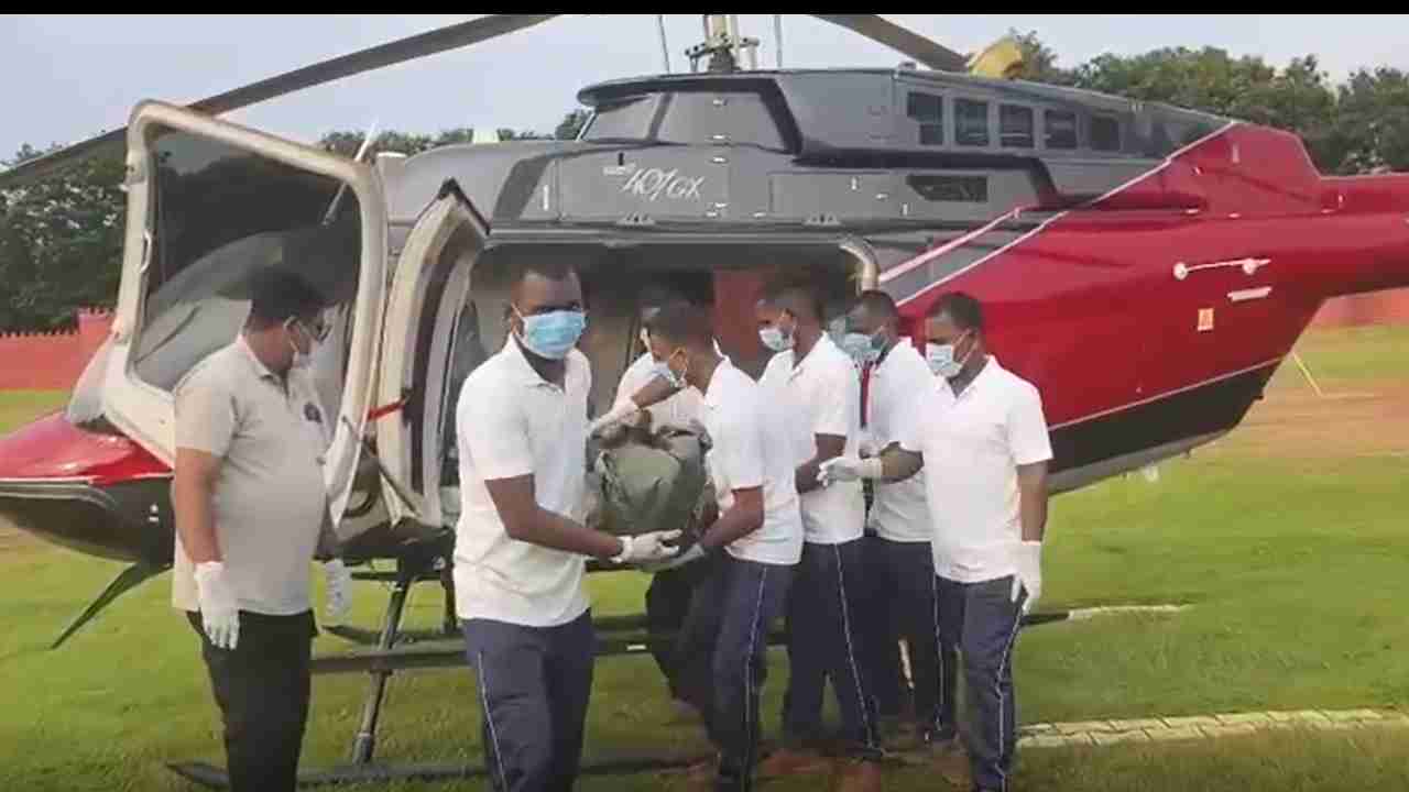 CG : 8 घंटे तक हुई गोलीबारी में 3 महिला और 1 पुरुष नक्सली ढे... - CG Sandesh