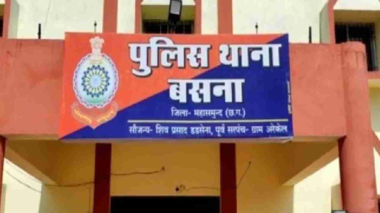 बसना : ट्रांसफॉर्मर को चोरी छुपे बेचने का प्रयास, कबाड़ी वाले... - CG Sandesh