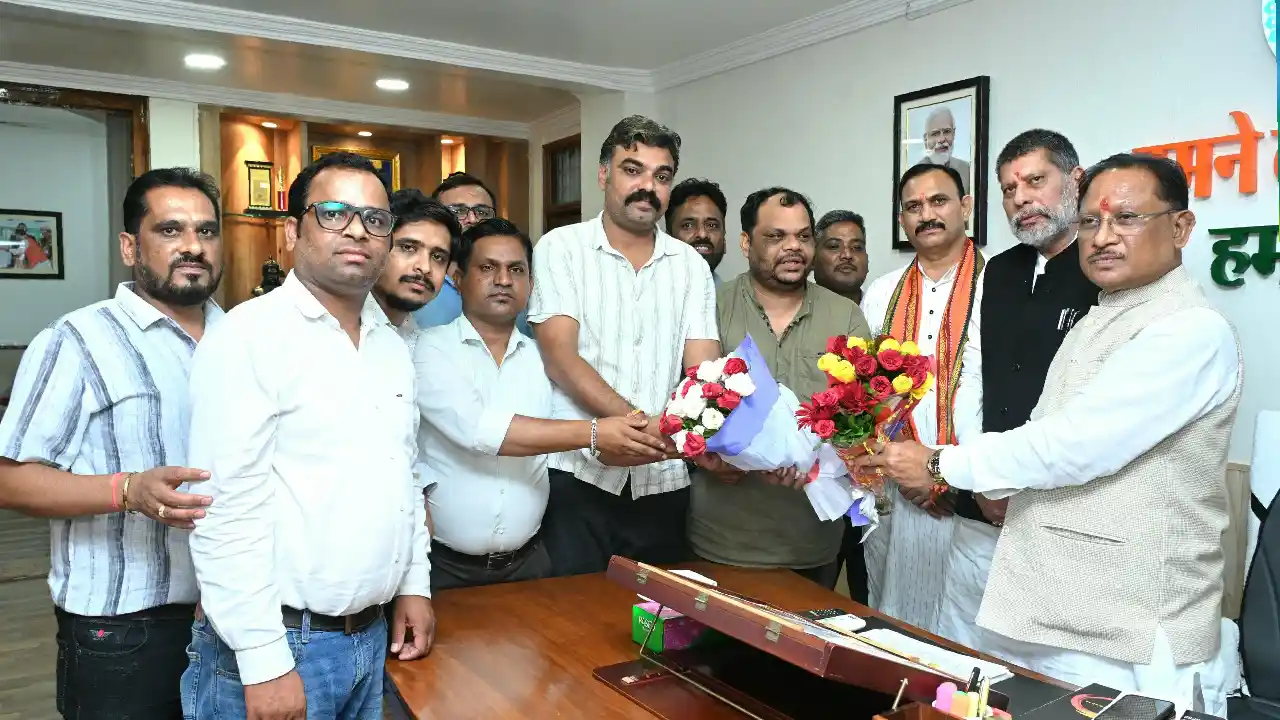CG ब्रेकिंग: एनएचएम कर्मचारियों की हड़ताल खत्म, सीएम साय बोल... - CG Sandesh