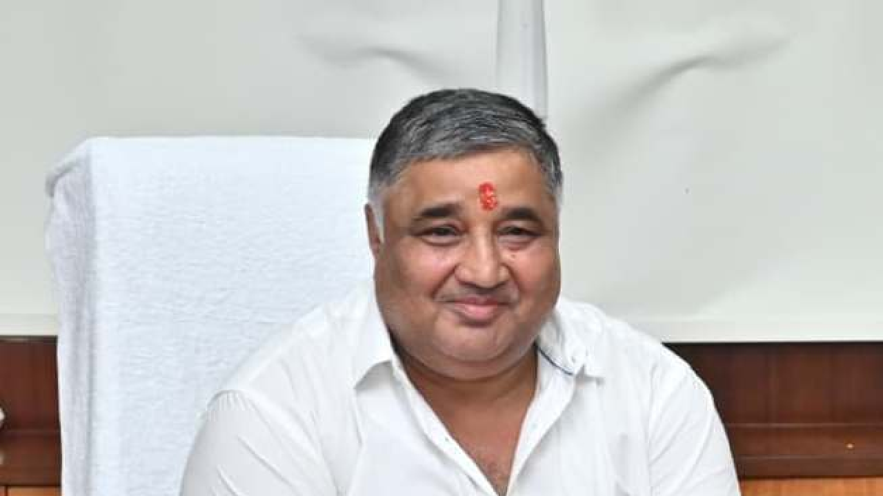 राज्य सरकार बस्तर और सरगुजा के युवाओं को होटल मैनेजमेंट का न... - CG Sandesh