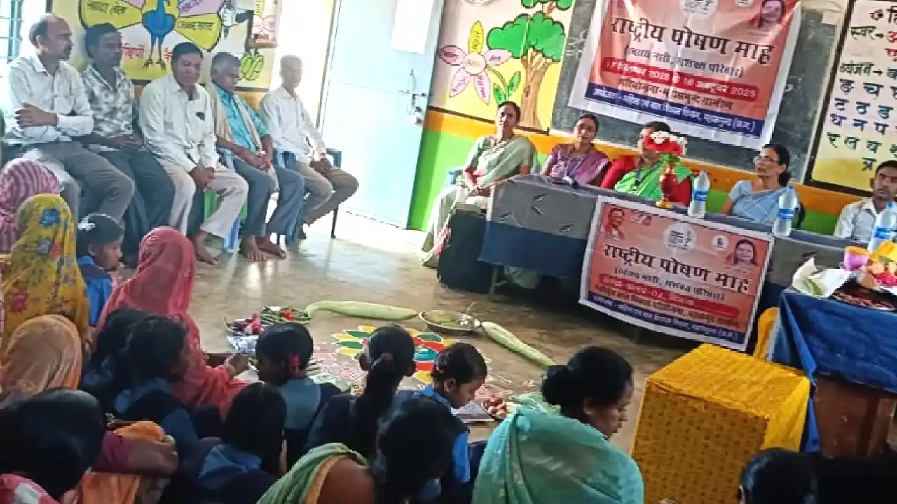 महासमुंद : पोषण माह में बच्चों के स्वास्थ्य को लेकर ग्राम अम... - CG Sandesh