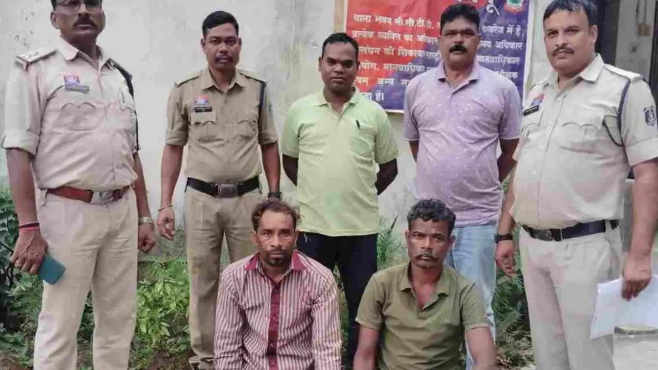 CG : आदिवासी शादीशुदा महिला को घर से उठा लेजाकर कई दिनों तक ... - CG Sandesh