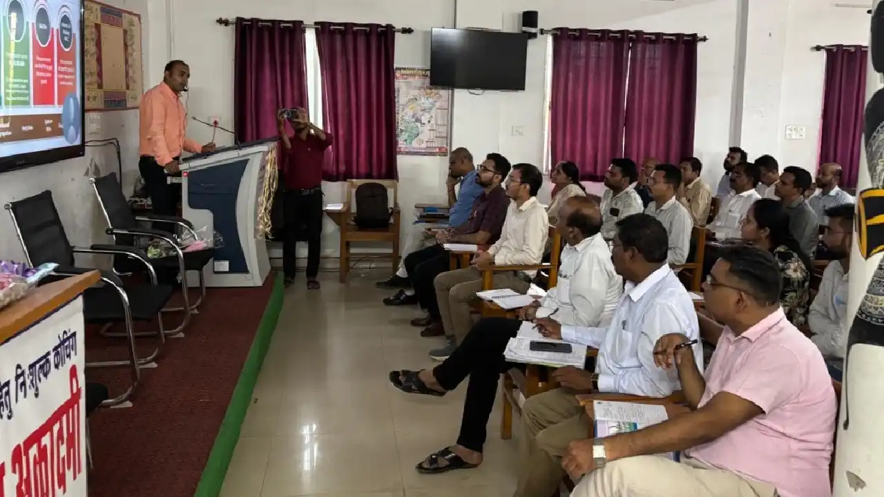 महासमुंद : जिला स्तरीय गवर्नमेंट ई-मार्केटप्लेस पोर्टल प्रशि... - CG Sandesh