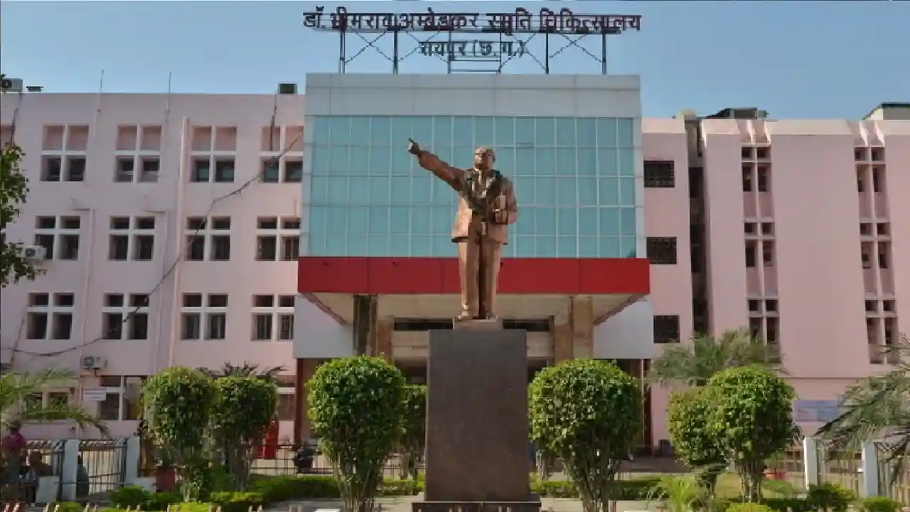 CG : अस्पताल के शवगृह में लावारिस लाशों की ढेर, NHRC ने लिया... - CG Sandesh
