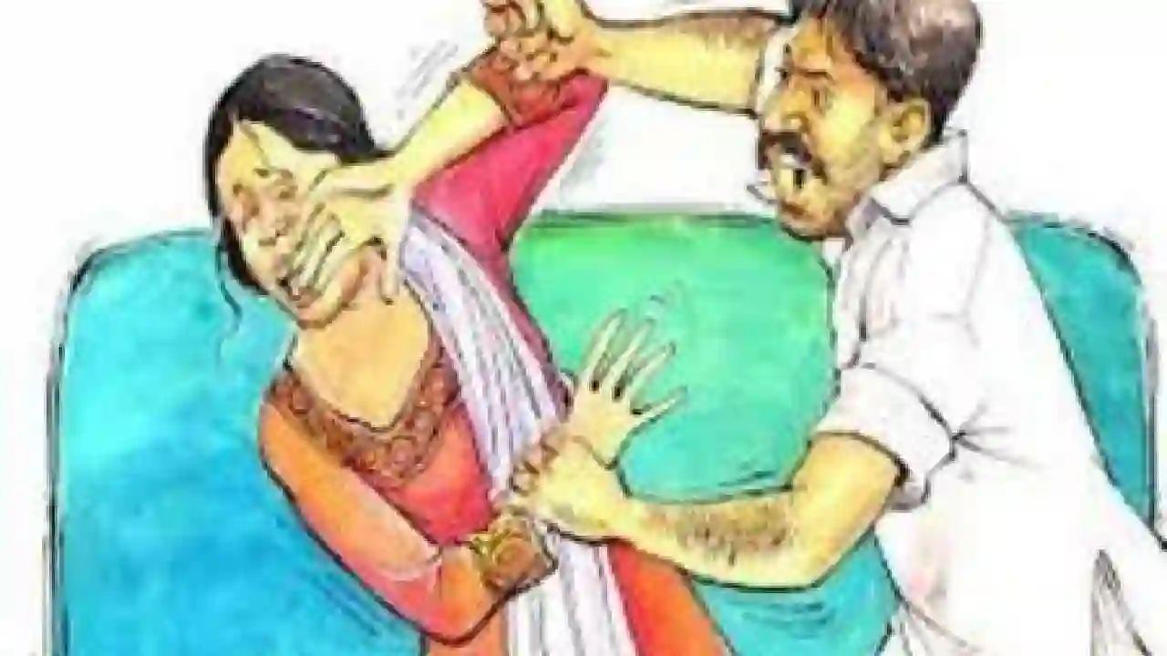 बसना : डांस कार्यक्रम देखकर अकेली लौट रही महिला से मारपीट - CG Sandesh