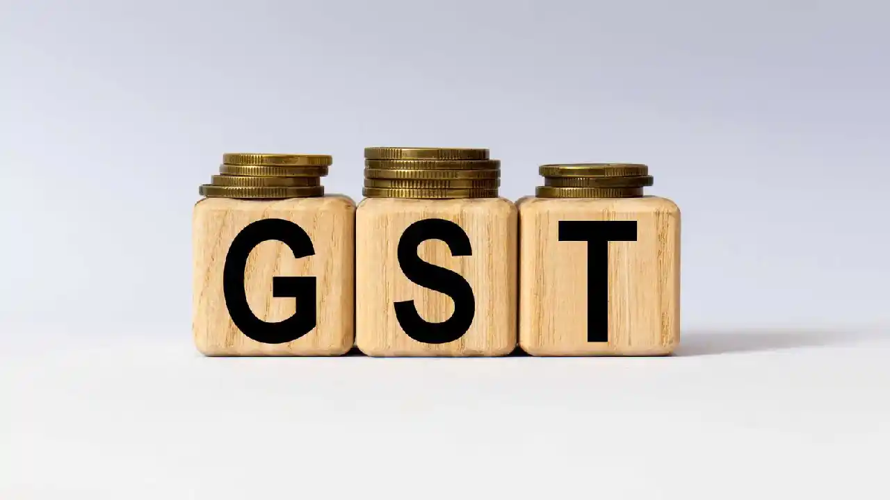 GST : ट्रैक्टर, बाइक और सीमेंट सहित कई चीजों के घटे दाम;  जा... - CG Sandesh