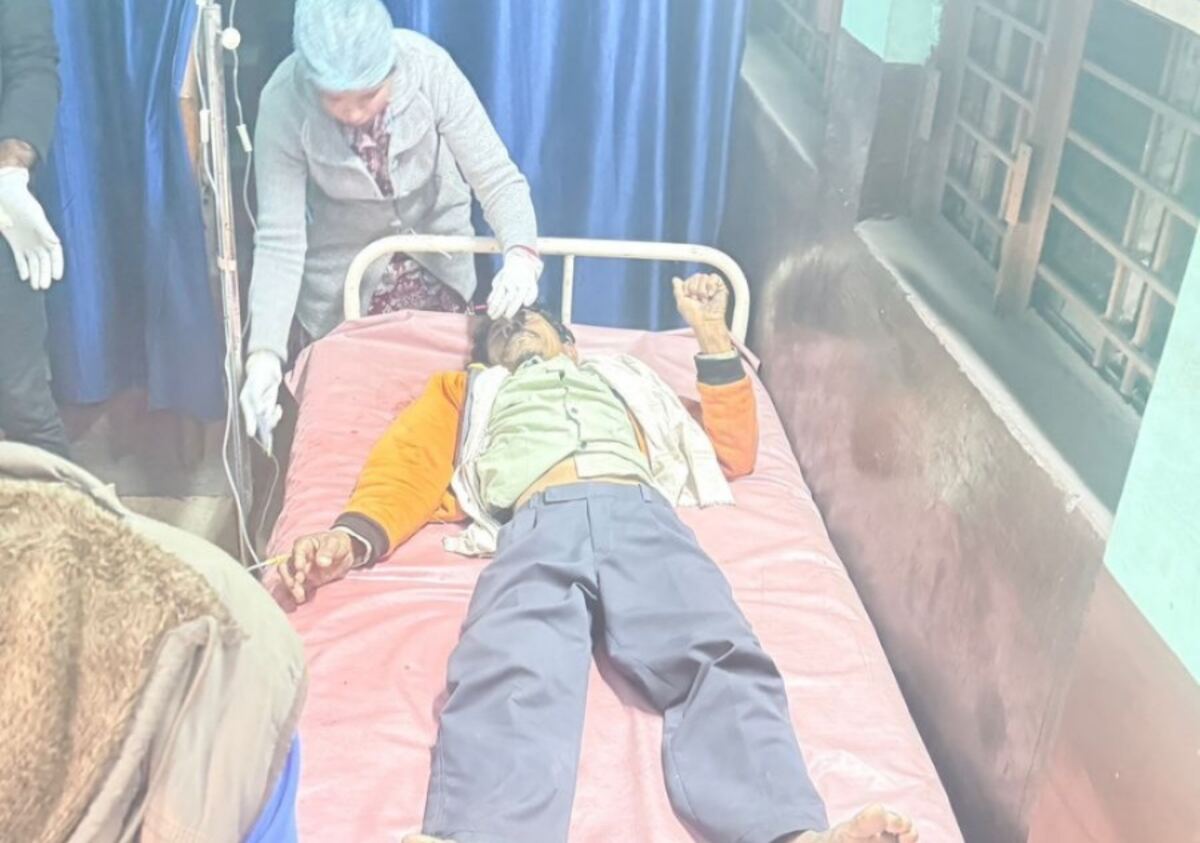 CG ब्रेकिंग : तहसील कार्यालय के बाहर किसान ने पिया जहर, मचा ... - CG Sandesh