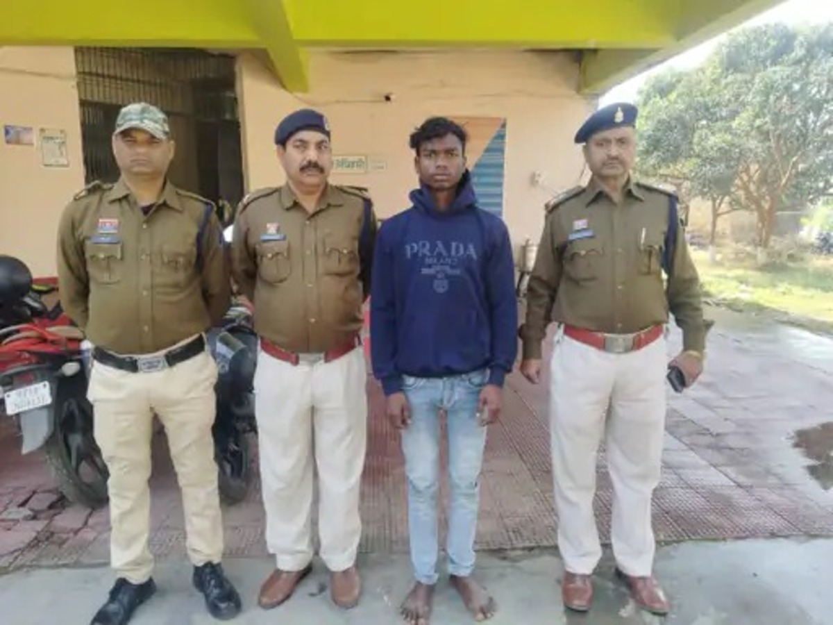 CG : पत्नी की हत्या कर पंखे से लटका दी लाश, थाने पहुंचकर बता... - CG Sandesh