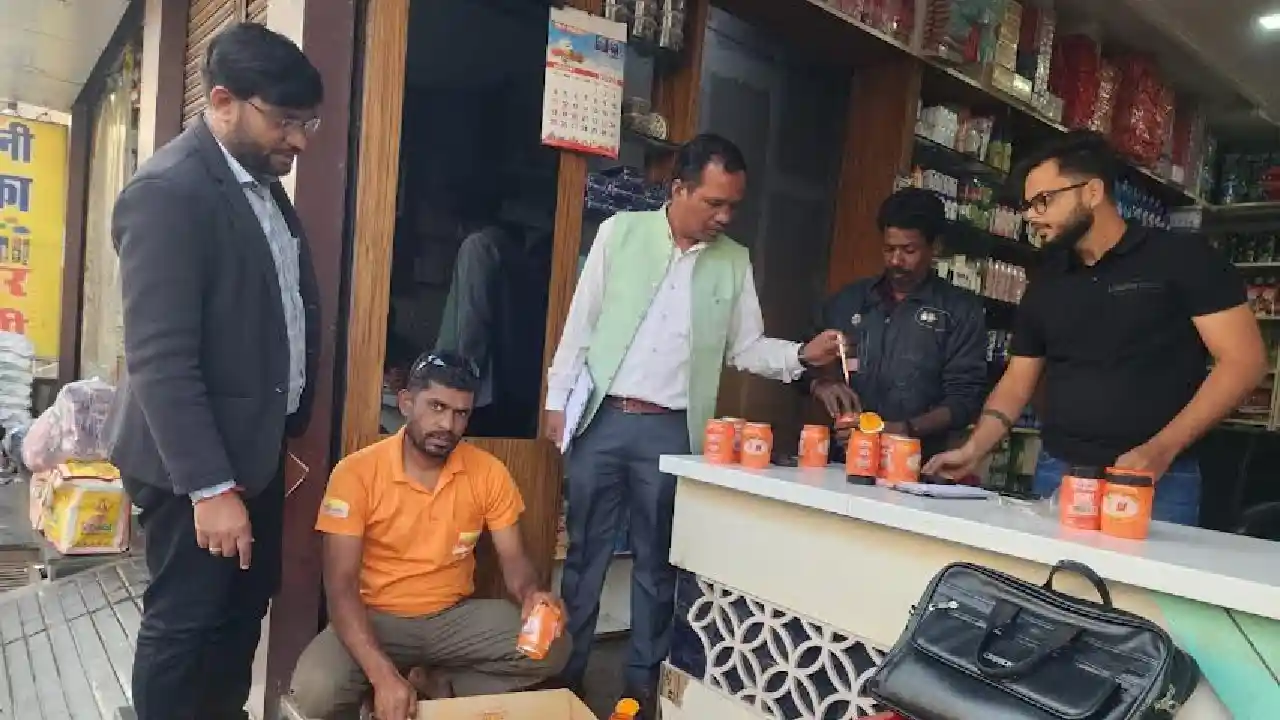 महासमुंद : जलेबी रंग के नाम से उपयोग किए जा रहे अखाद्य रंगों... - CG Sandesh