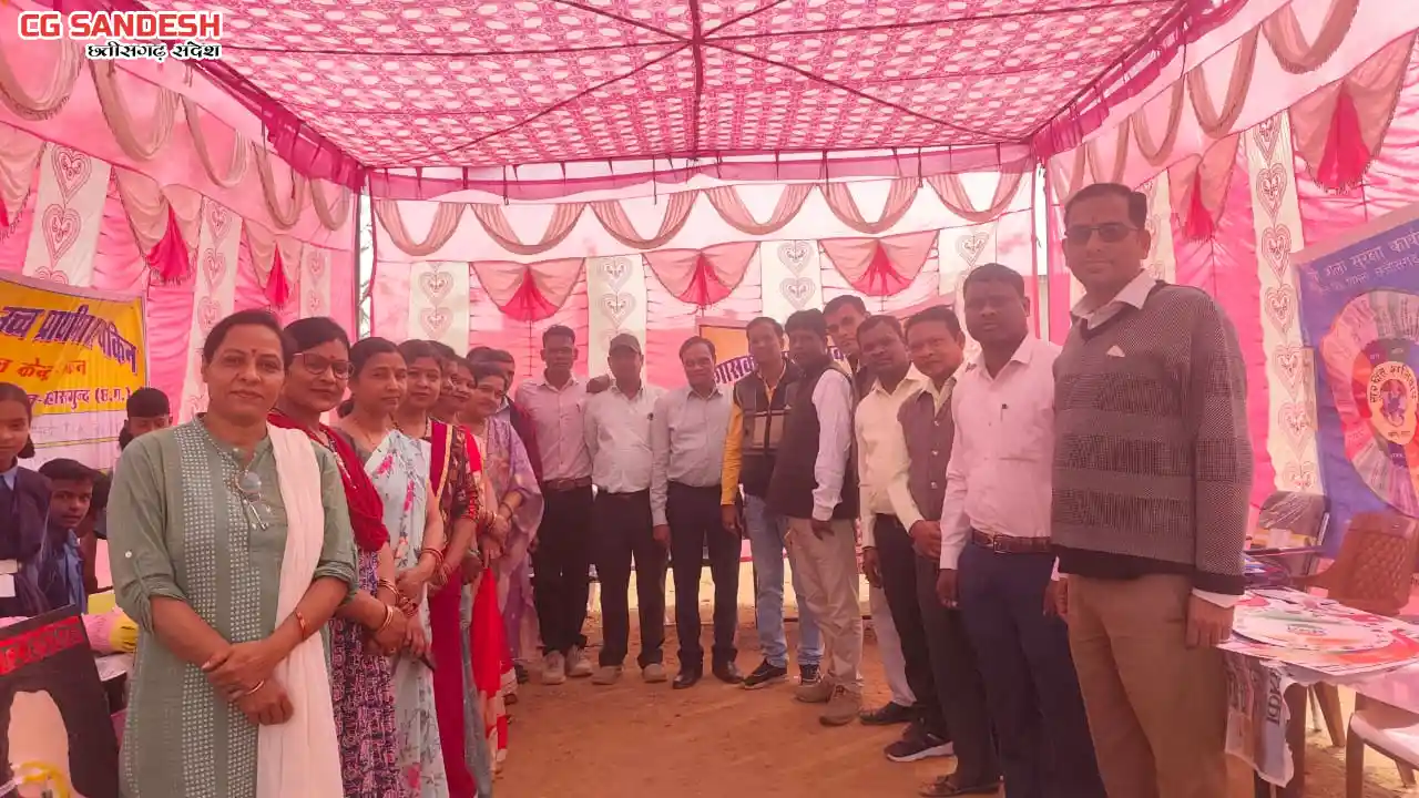 सरायपाली : पैकिन में संकुल स्तरीय टीएलएम मेला का आयोजन - CG Sandesh