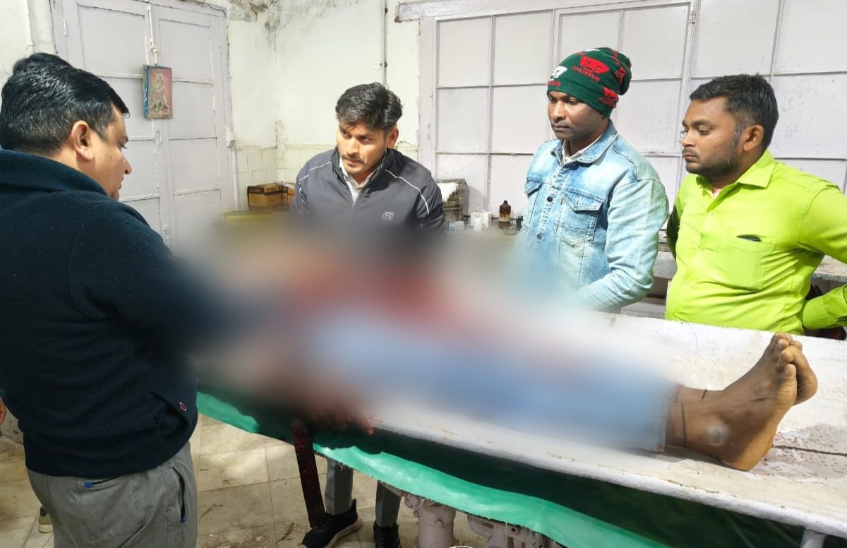 CG : मंडई मेले की खुशियां मातम में बदलीं, चाकूबाजी में 26 वर... - CG Sandesh
