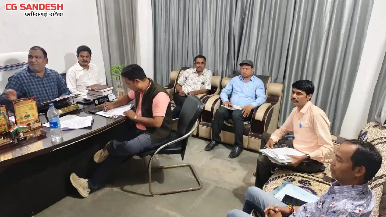 सरायपाली : बीईओ की चुप्पी, सिस्टम की मिलीभगत, लिमगांव स्कूल ... - CG Sandesh