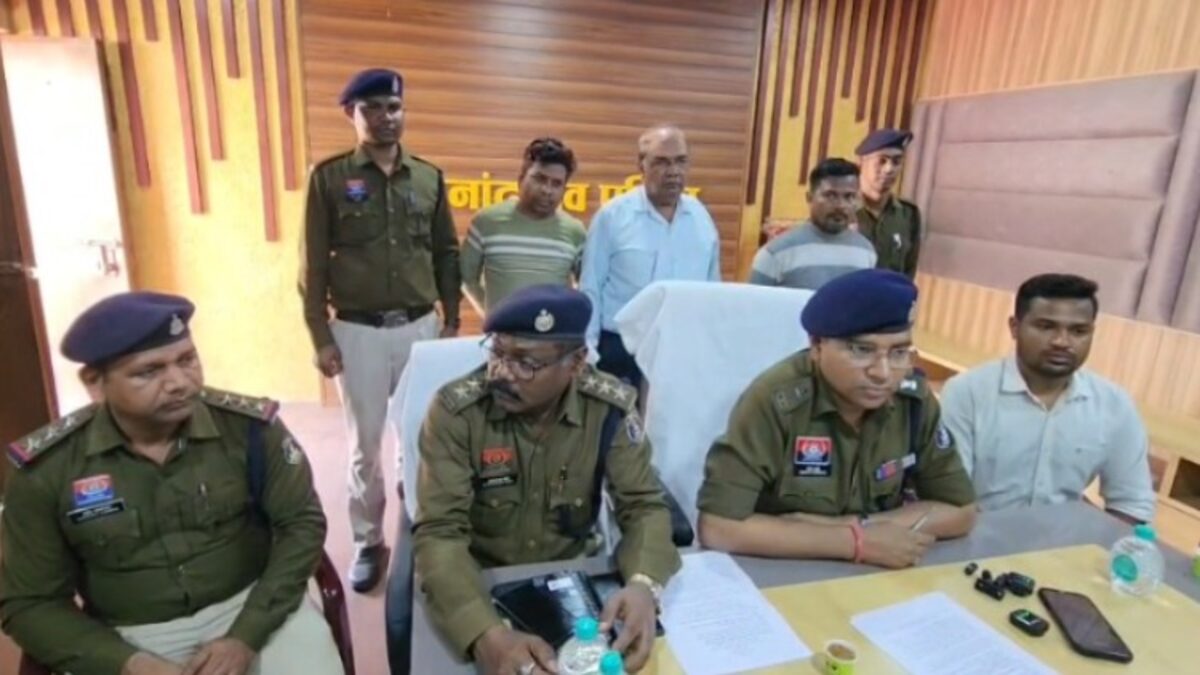 CG : चरित्र संदेश पर पत्थर से सिर कुचलकर पत्नी की हत्या, आरो... - CG Sandesh